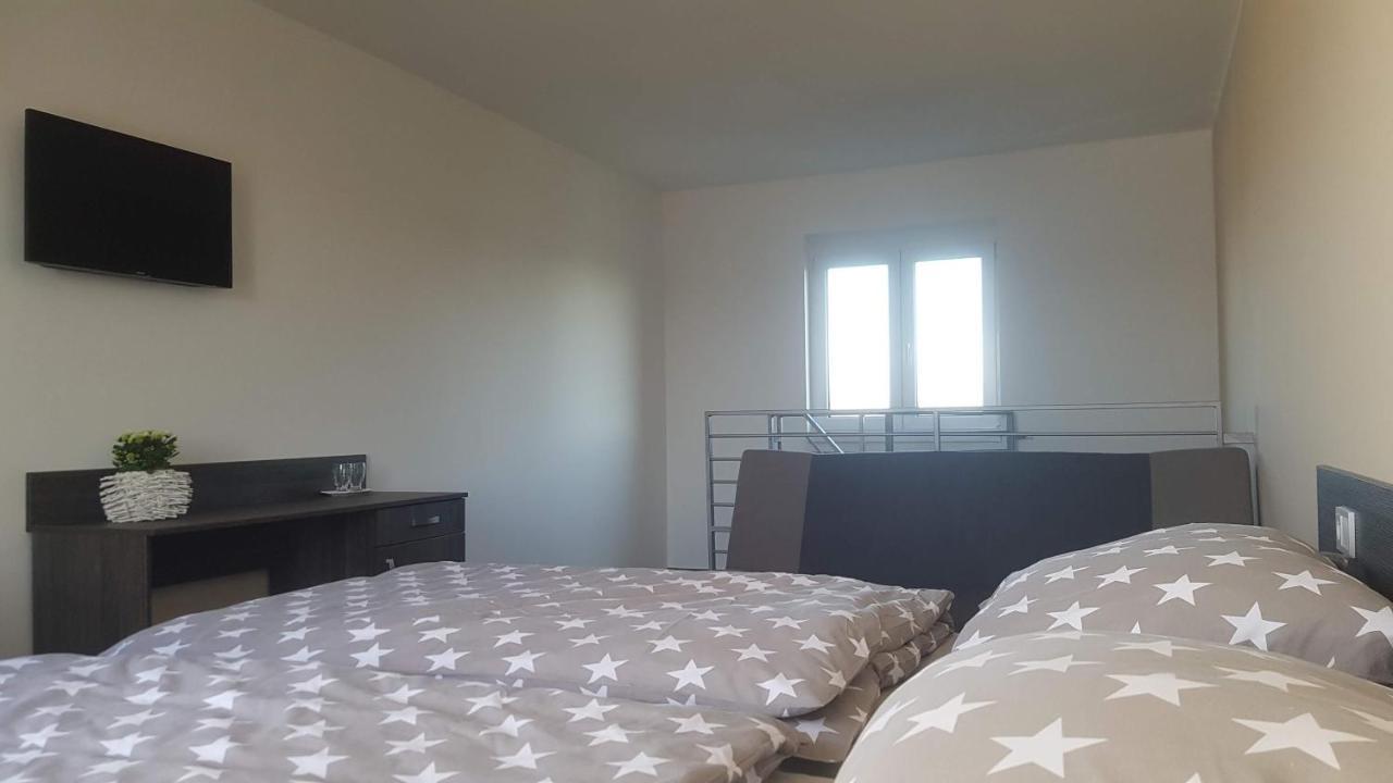 Holiday Centrum Zatec  Bagian luar foto