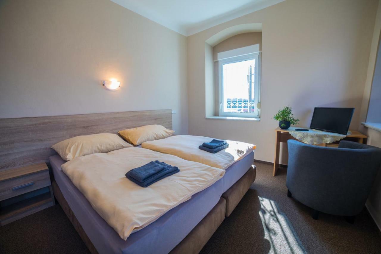 Holiday Centrum Zatec  Bagian luar foto