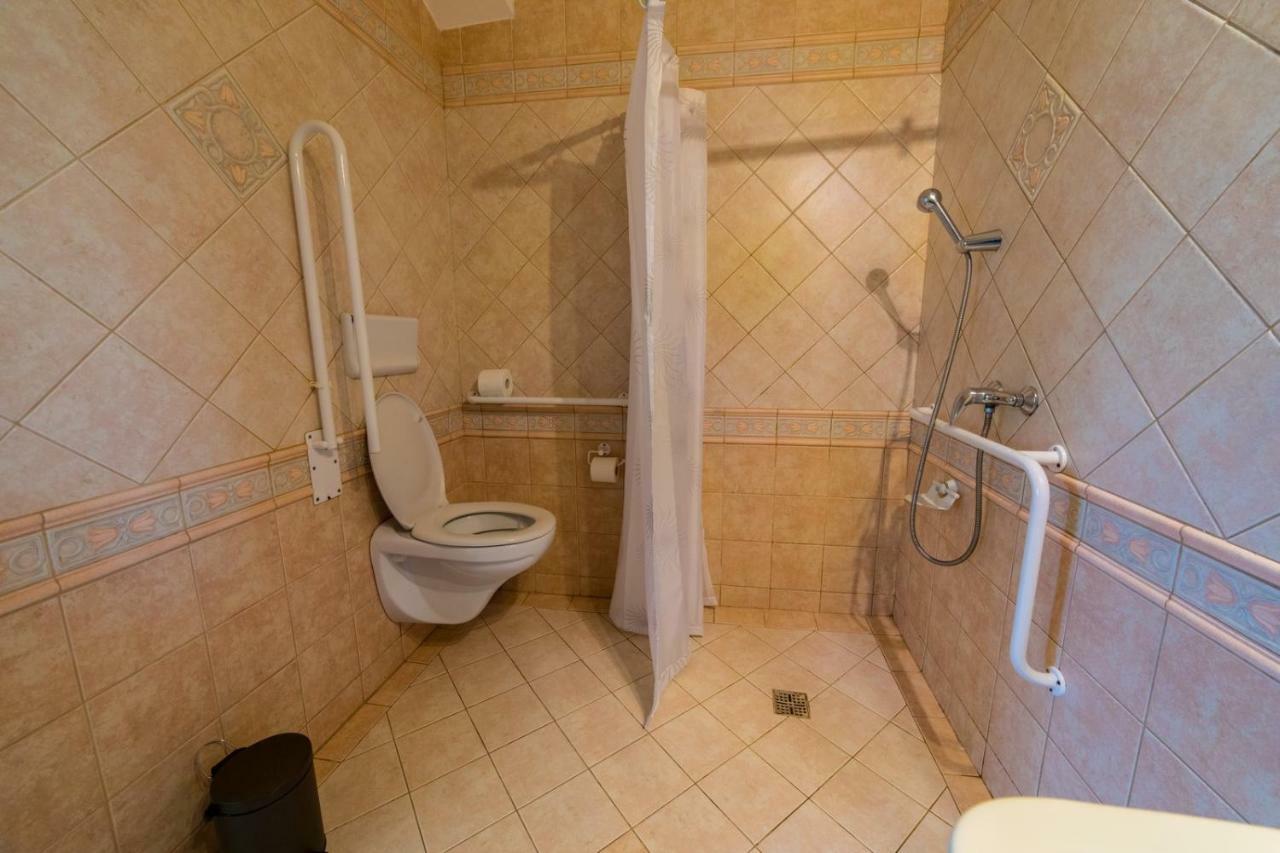 Holiday Centrum Zatec  Bagian luar foto